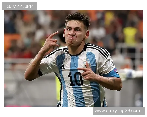 恩佐的成长之路：从小镇少年到世界瞩目的足球明星